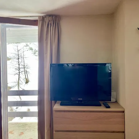 Alpine With Garage Apartman