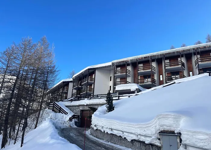 Alpine With Garage Apartman *